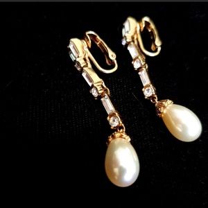 Faux Pearl Rhinestone Clip Earrings